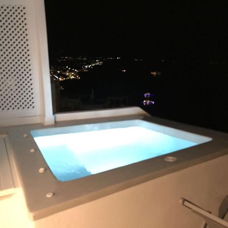 Altana Cliffside Villas Imerovigli  Bagian luar foto