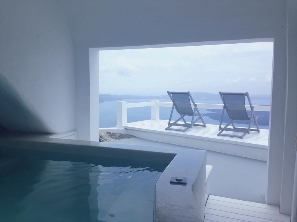 Altana Cliffside Villas Imerovigli  Ruang foto