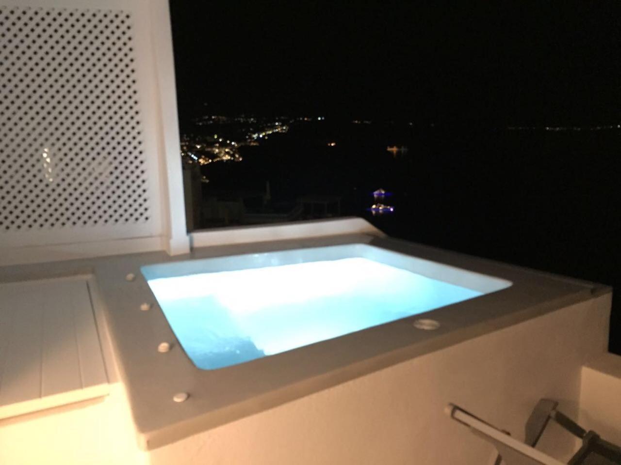 Altana Cliffside Villas Imerovigli  Bagian luar foto