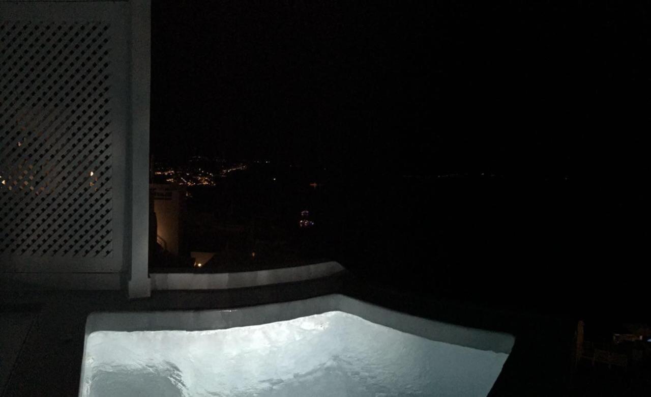 Altana Cliffside Villas Imerovigli  Bagian luar foto